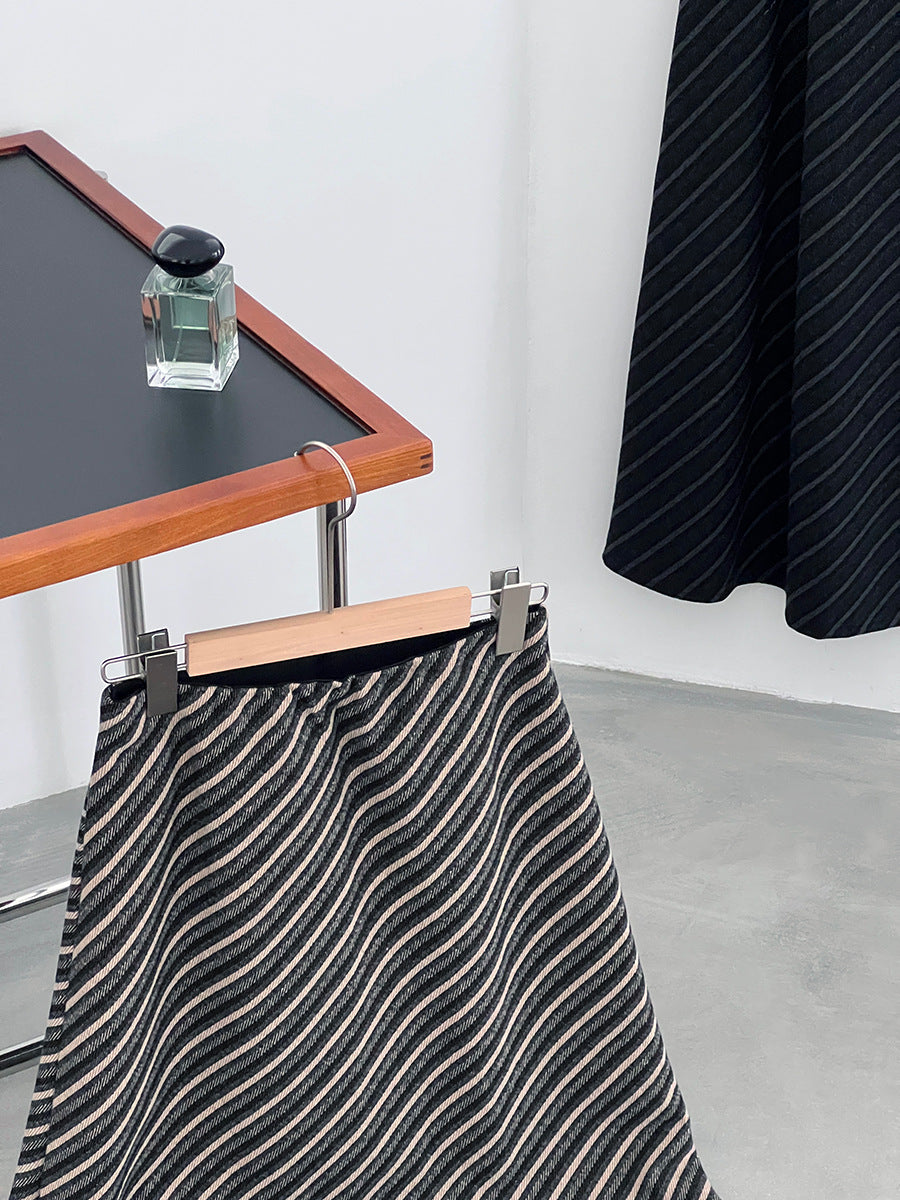 【cim2217】實拍時髦氣質斜紋高腰中長裙251030