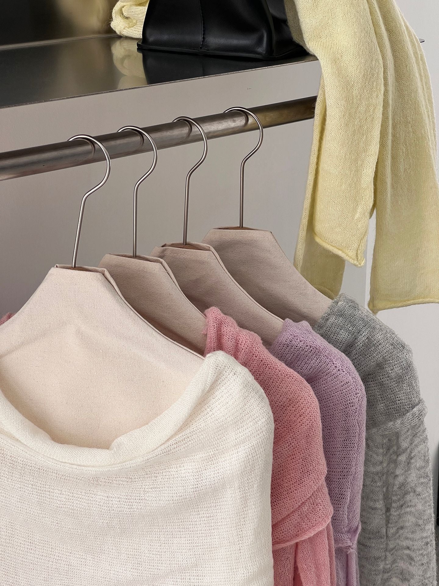 【cimzF632】微性感慵懶風💜羊毛10%一字肩顯瘦露肩長袖針織衫260319