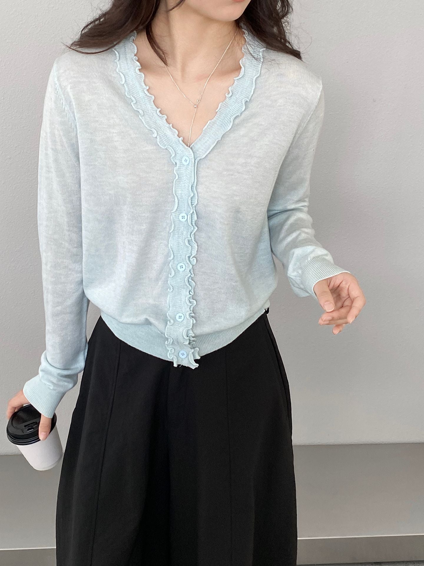 【cimz5643】韓系清新氧氣感🍃寬鬆顯瘦木耳邊V領花邊薄款針織上衣260319