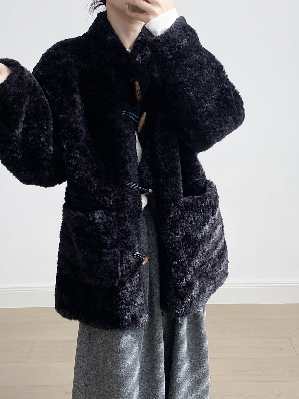 【Y7097】實拍冬季慵懒可愛牛角扣羊羔毛厚外套251113