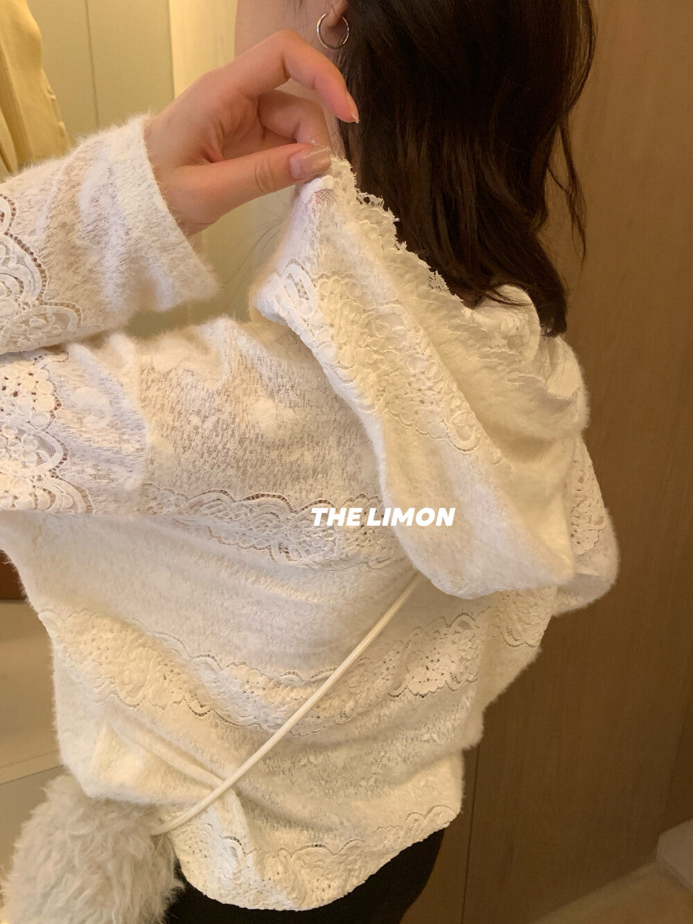 【L9359】實拍檸檬秋冬重工鈎花蕾絲寬鬆連帽蕾絲衫251117