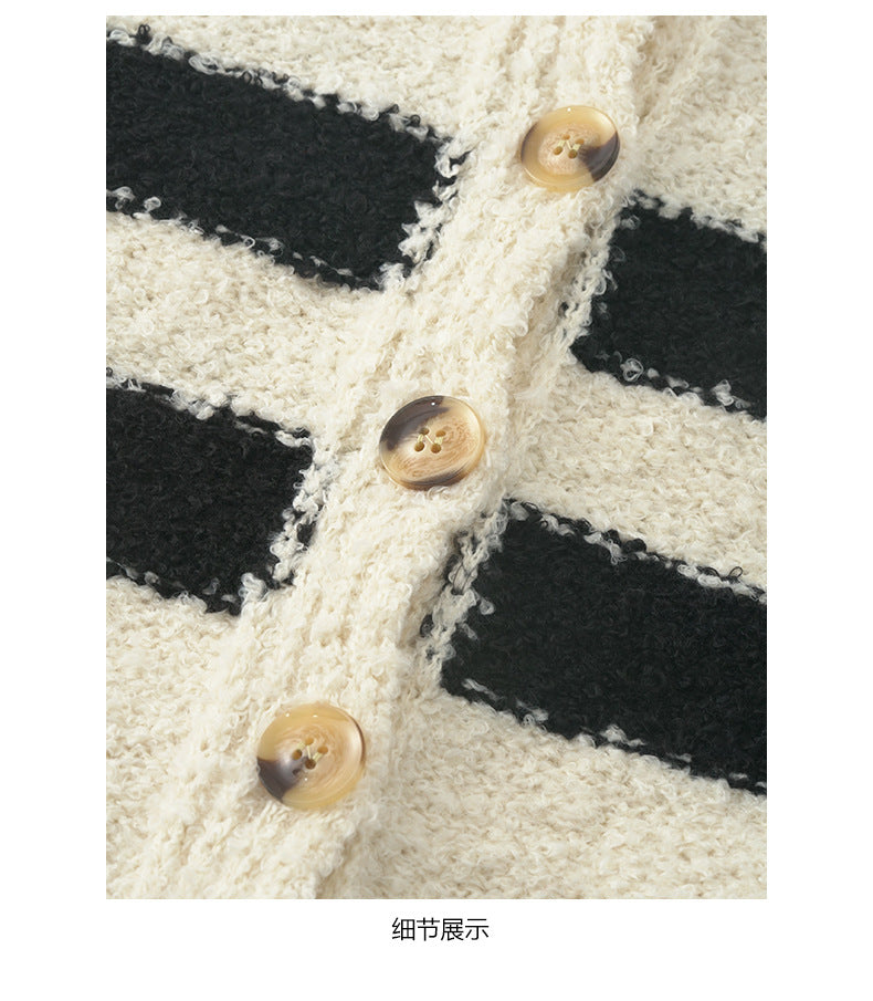 【H5511】實拍 懶懶撞色條紋開衫針織毛衣
251118