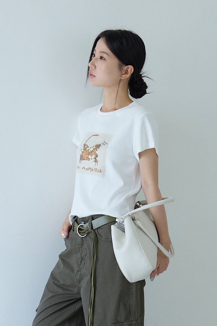 【LD11327】質感休閒款！設計感釘珠圖案印花貓咪圓領半袖/短袖上衣260615