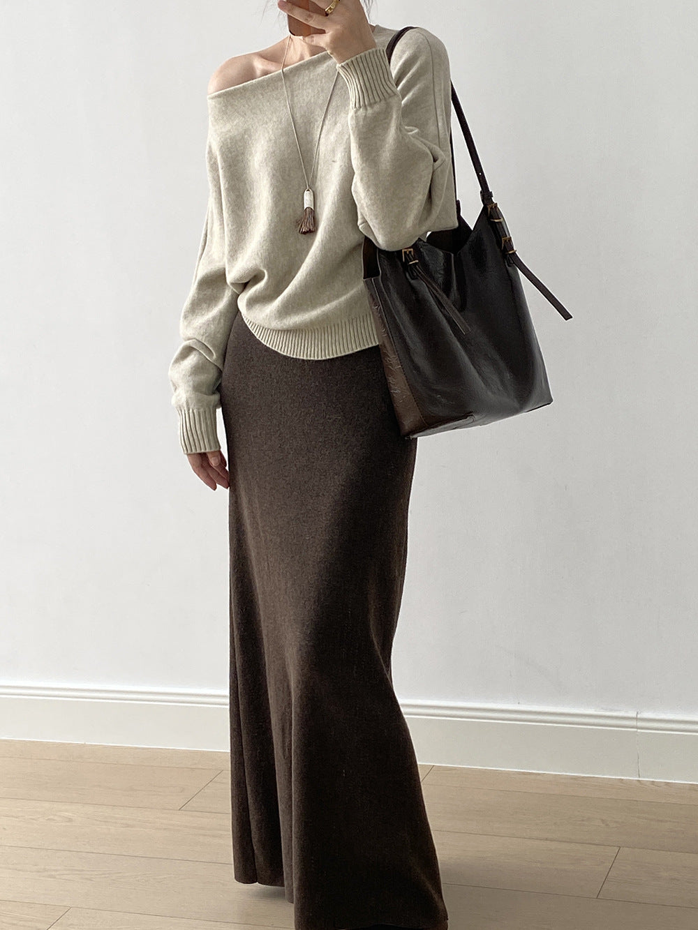 【YP682】 實拍高腰軟糯垂感針織長裙251023