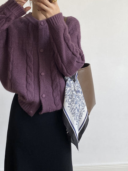 【YP2556】實拍微甜圓領包扣麻花針織外套251023