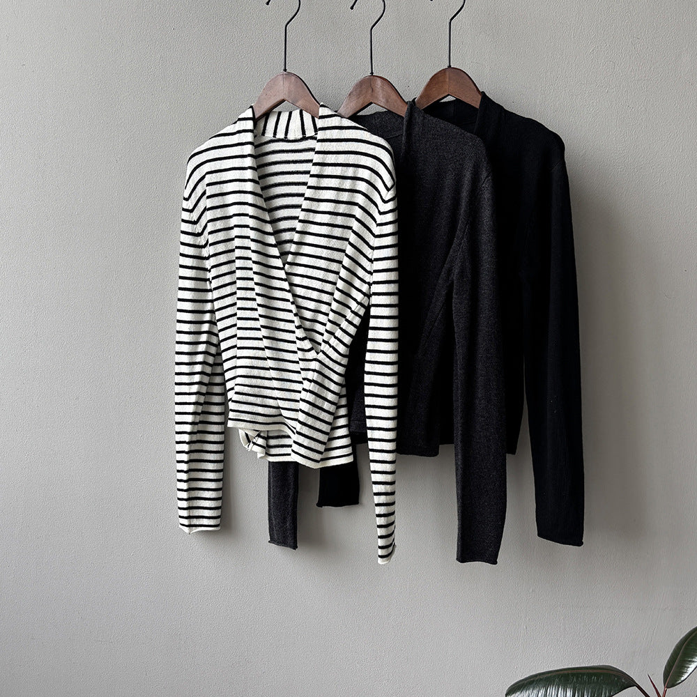 【Y218】實拍法式高級感交叉長袖針織衫(羊毛5%)251016