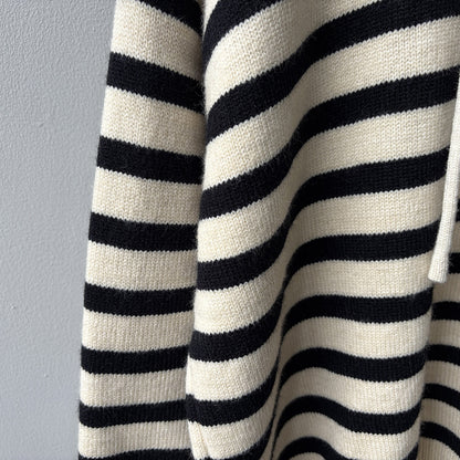 【Y899】實拍冬季條紋針織連帽毛衣251106