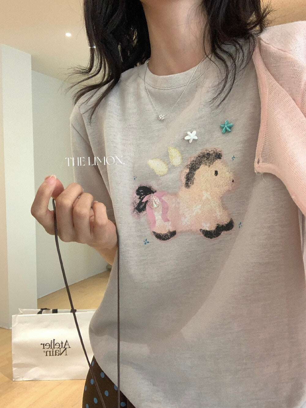 【L10362】實拍檸檬慵懶少女感必備✨精緻手工釘珠小馬印花百搭短袖T恤260408