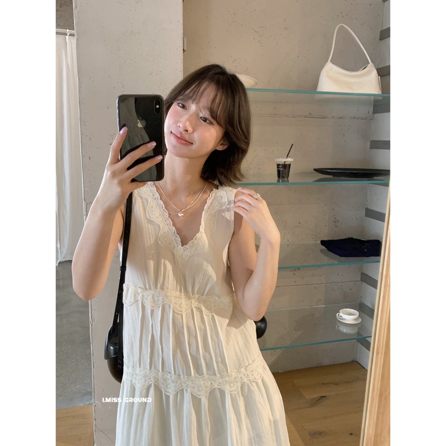 【LR70960】實拍imiss修身顯瘦！氣質蕾絲花邊V領棉麻洋裝260305