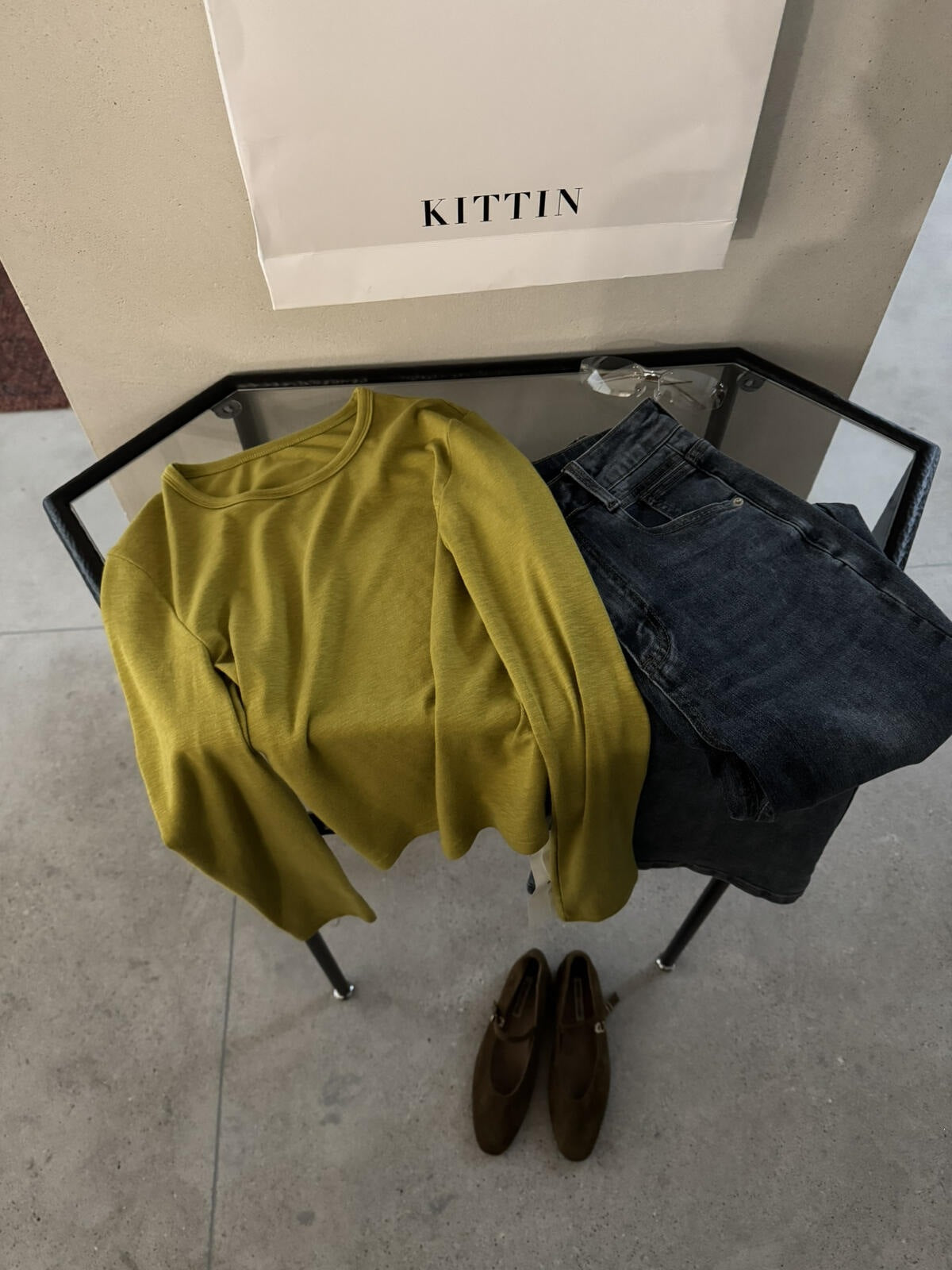 【LK3059】KITTIN 軟糯親膚・修身彈力圓領長袖T恤260921