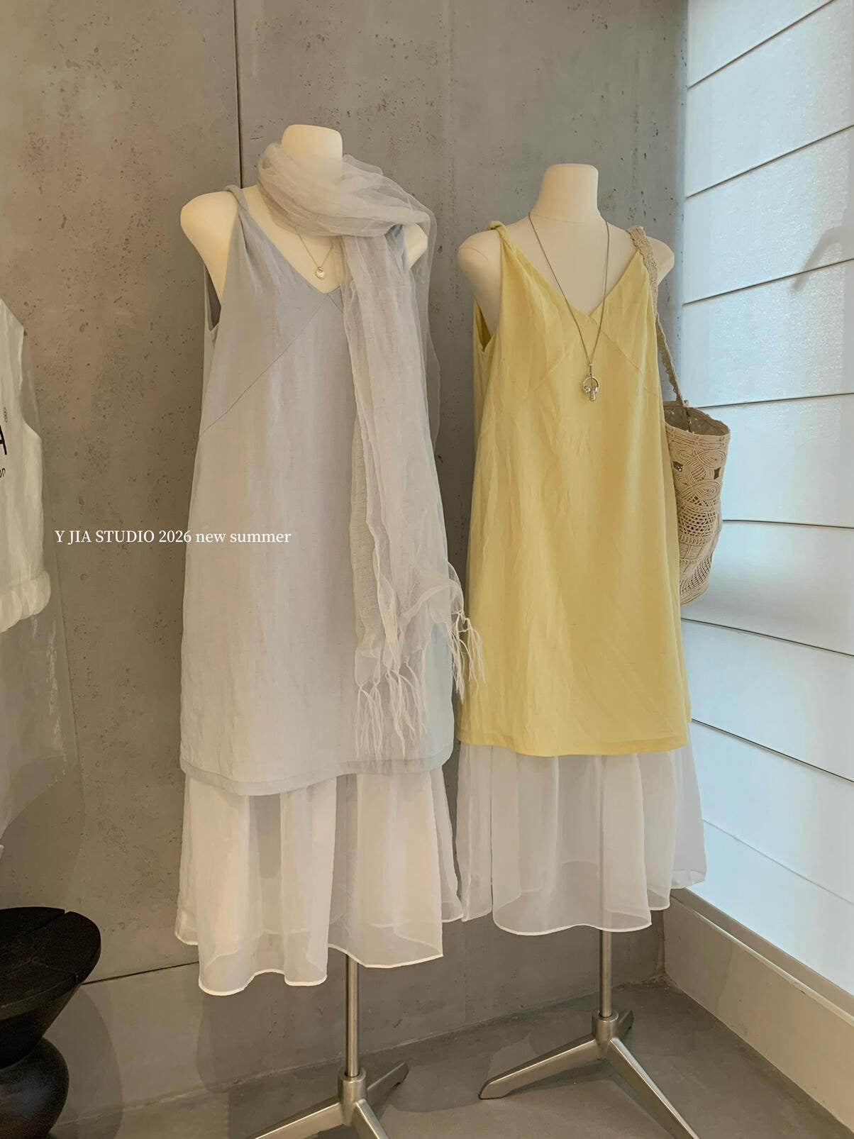 【L7003】Y.JIA韓系簡約休閒風✨百搭寬鬆顯瘦假兩件V領無袖連身洋裝260602