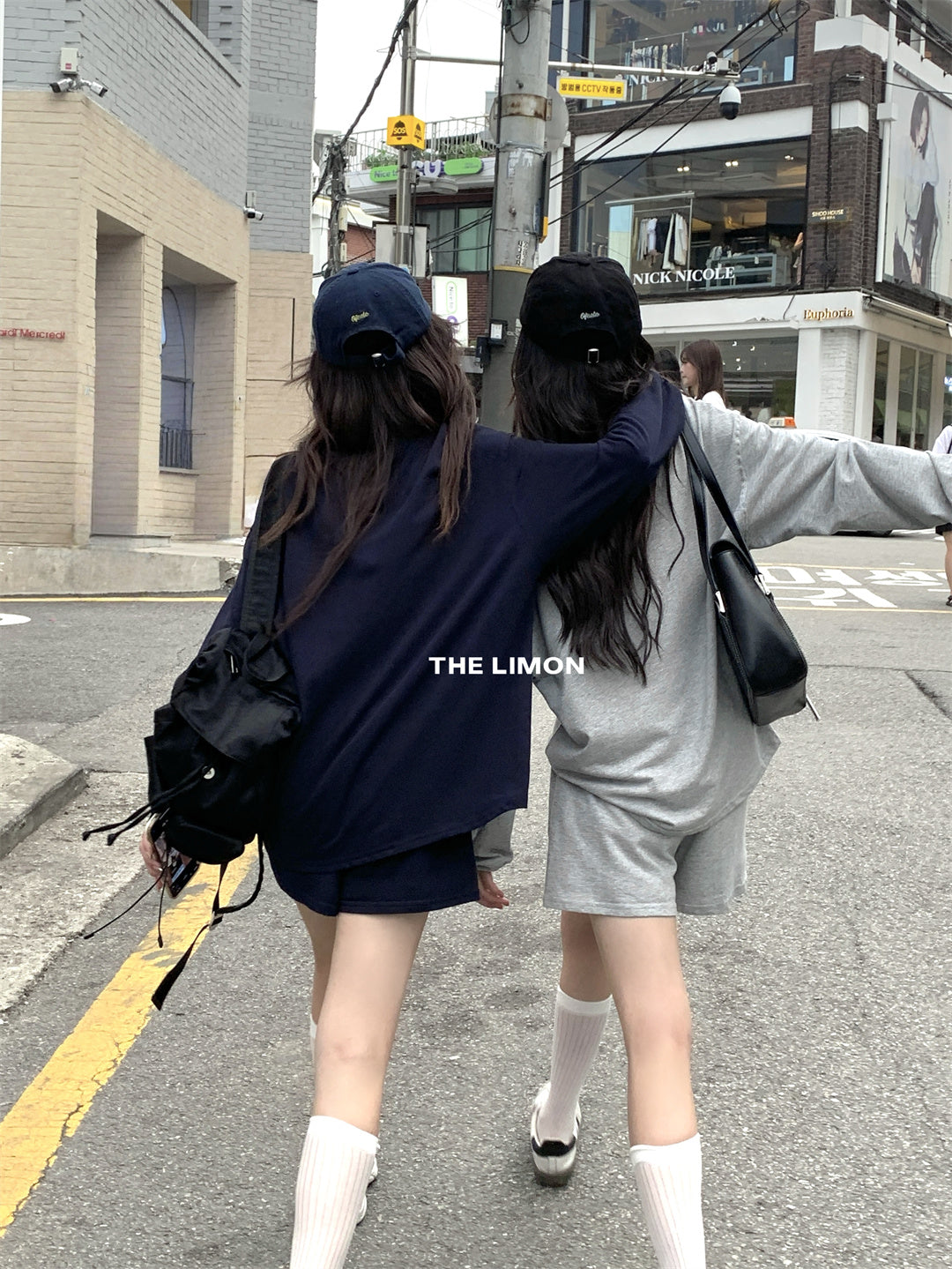 【L9008】實拍檸檬家休閒運動套裝 顯瘦上衣+寬鬆闊腿褲250901