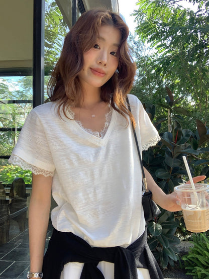 【L10236】韓系甜美仙氣🤍蕾絲拼接寬鬆顯瘦V領短袖T恤260428