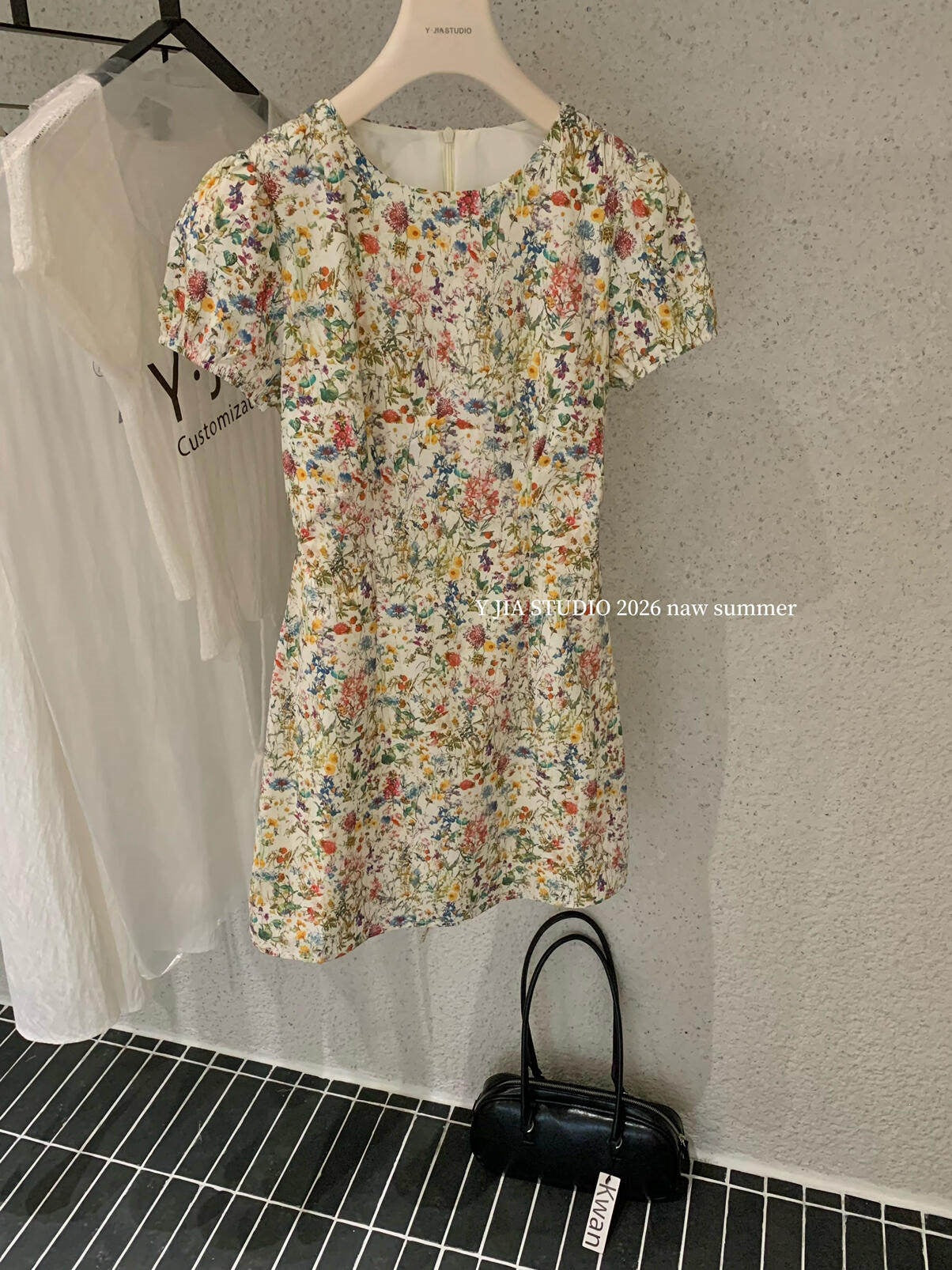 【L7038】Y.JIA法式浪漫度假風🌸復古碎花百搭收腰顯瘦圓領短版連身洋裝260602