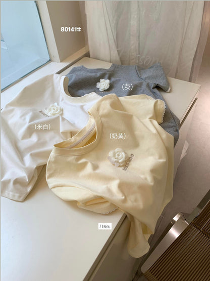 【L80141】實拍Hers韓系chic時髦精✨精緻立體花朵刺繡百搭顯瘦圓領短袖T恤260330