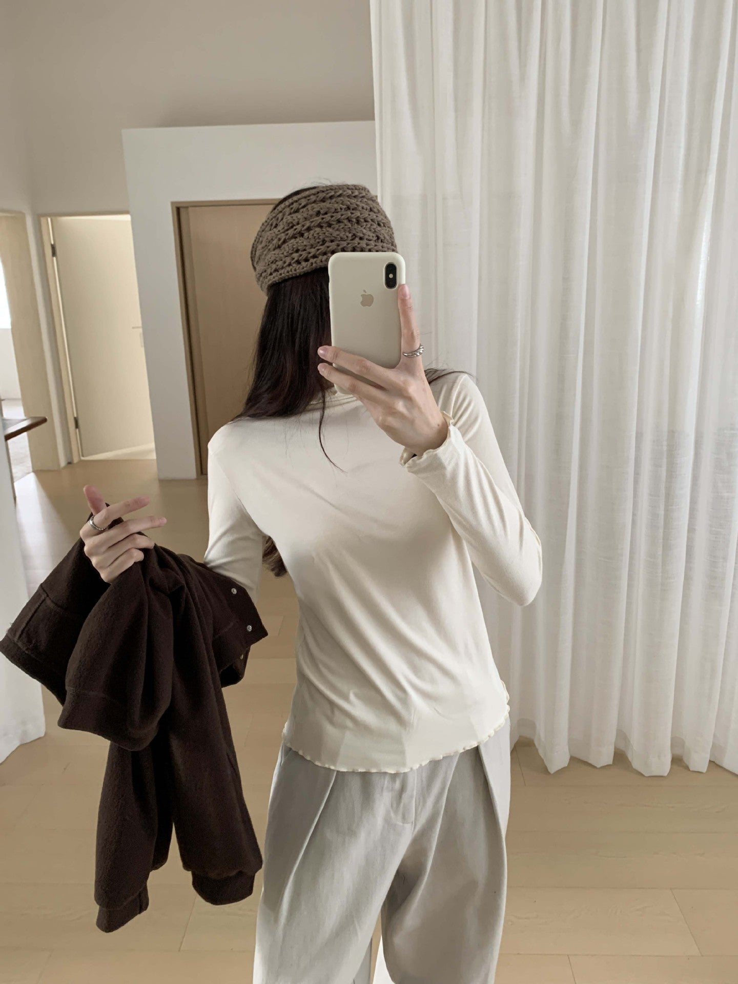 【H568】實拍基礎款木耳邊半高領純色打底衫251021