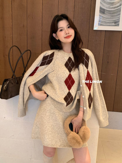 【L6880】實拍檸檬秋冬菱格針織開衫+圓領背心+針織裙251117