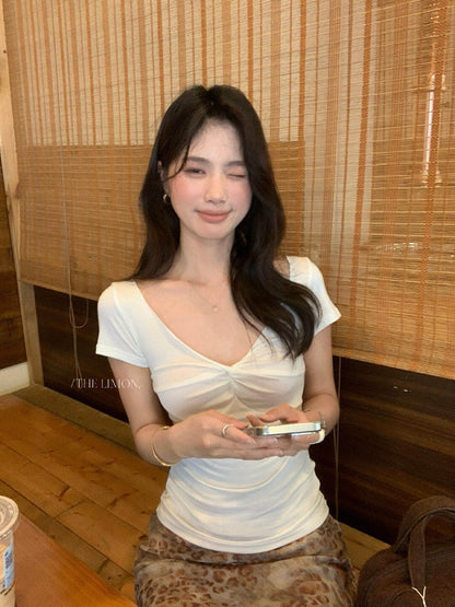 【LTM1702】韓系休閒曲線美✨設計感百搭修身顯瘦V領扭結短袖T恤260602