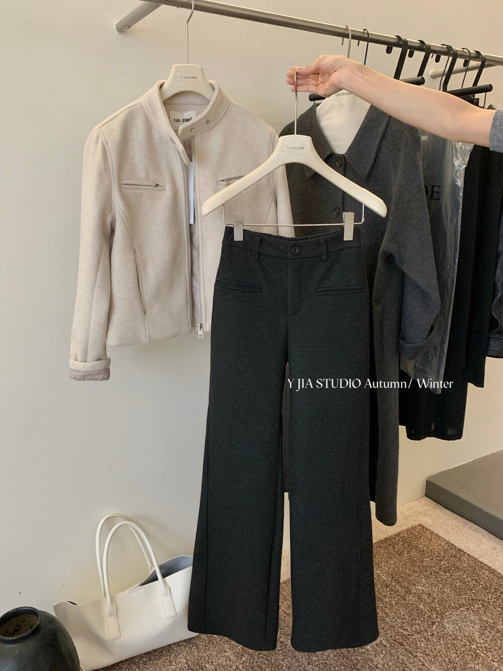 【LY9588】實拍Y.JIA 簡約毛呢加絨加厚微喇休閒褲251208
