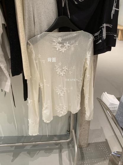 【LTM1800】檸檬早秋韓系高質感立體花朵刺繡網紗圓領長袖上衣260728