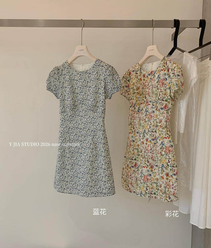 【L7038】Y.JIA法式浪漫度假風🌸復古碎花百搭收腰顯瘦圓領短版連身洋裝260602