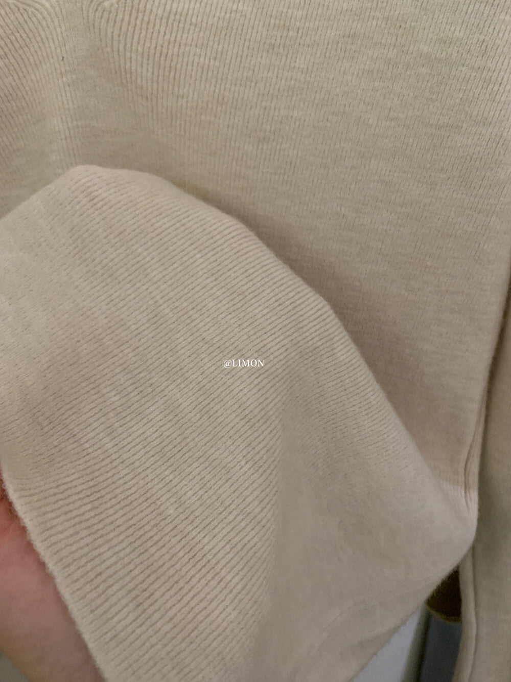 【L8368】實拍檸檬簡約羊毛羊絨喇叭袖長袖針織衫251117