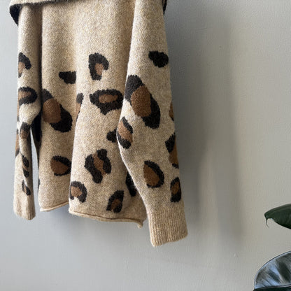 【YP2598】 實拍秋冬慵懶豹紋開衫毛衣+圍巾（含羊毛3%)251023