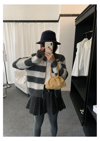 【H5492】實拍S~XL復古學院風磨毛百褶a字裙（內有安全褲）251109