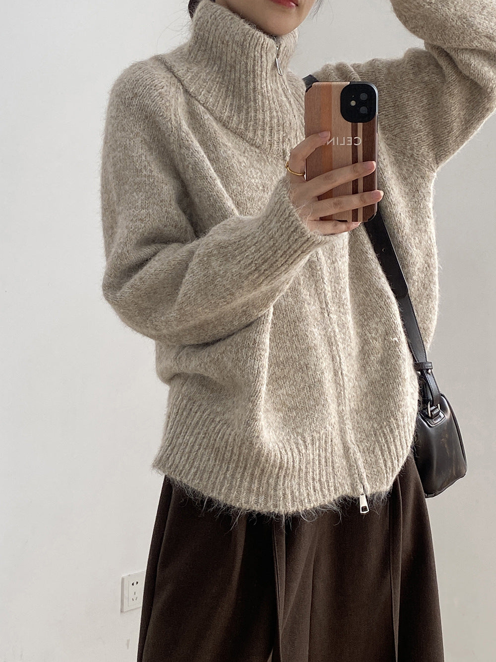 【YP1042】 實拍軟糯寬鬆高領針織毛衣外套(含羊毛4%) 251023