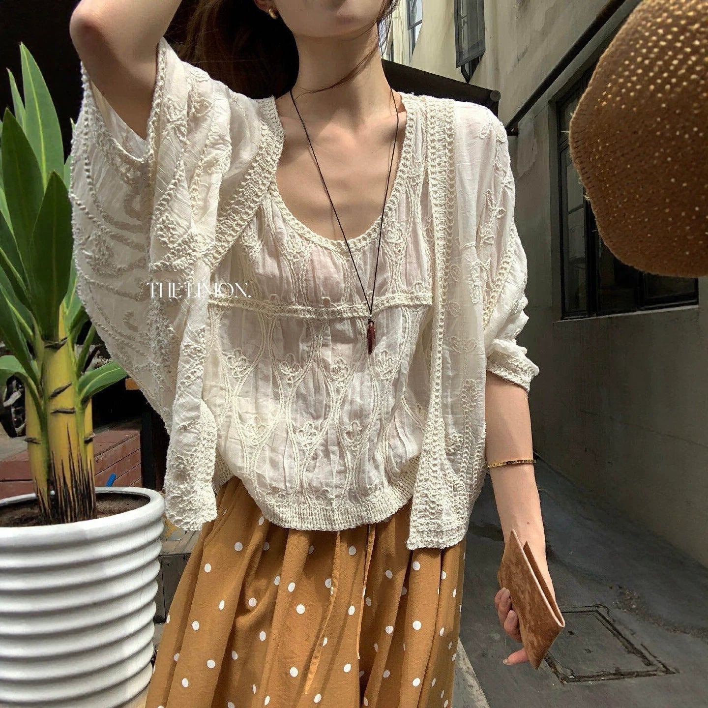 【L10711】法式浪漫仙女系🕊️重工精緻刺繡披肩+無袖蕾絲背心套裝260526