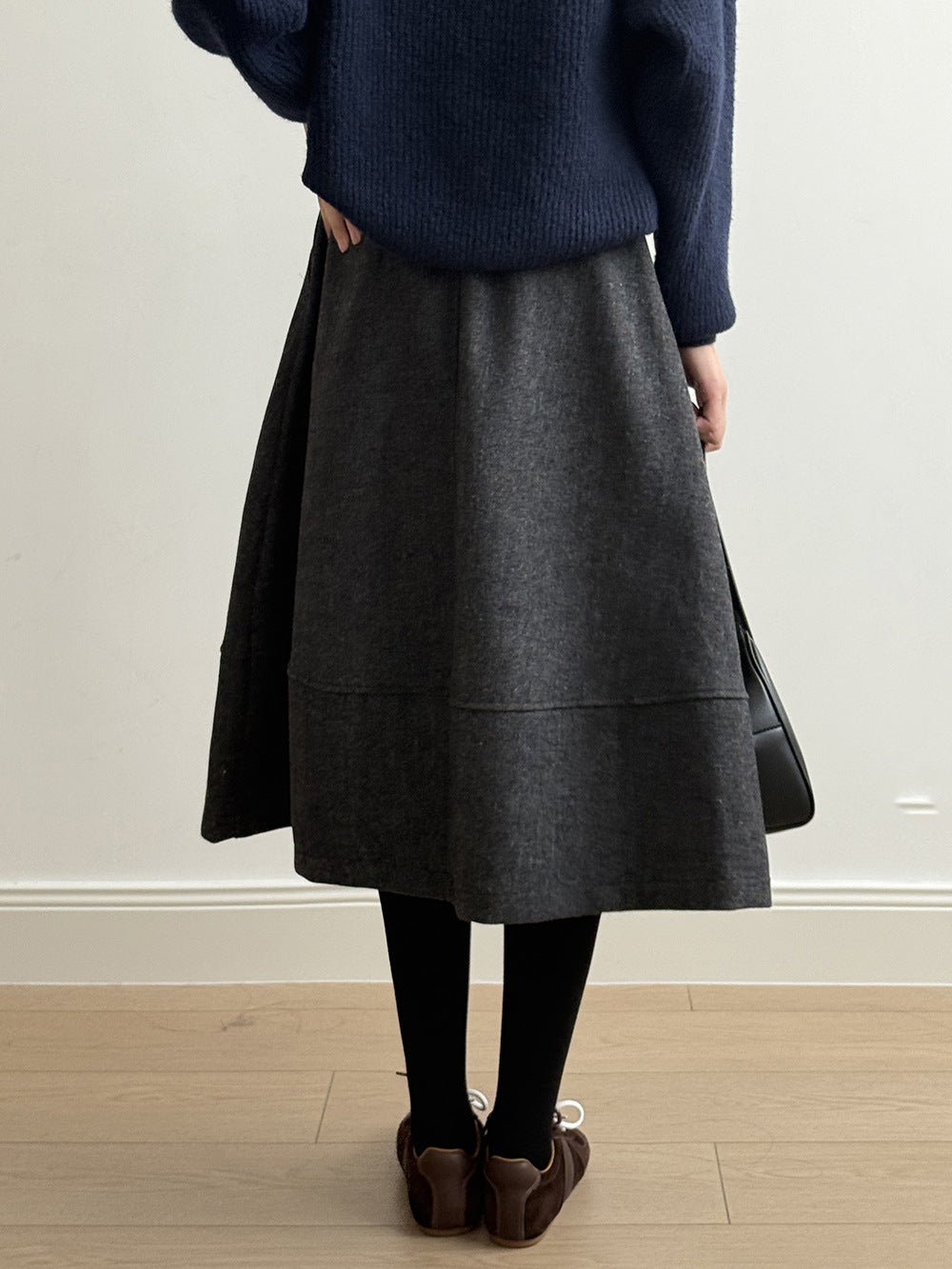 【Y8076】實拍氣質羊毛30%毛呢微花苞傘裙251201