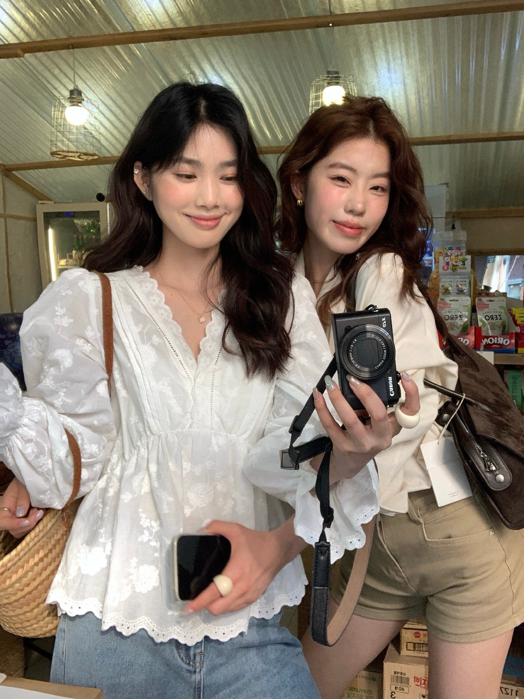 【L10108】實拍檸檬家法式少女感仙氣🌸重工V領刺繡設計泡泡袖白色襯衫260330