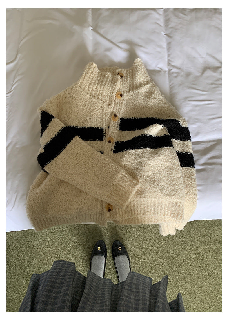 【H5511】實拍 懶懶撞色條紋開衫針織毛衣
251118