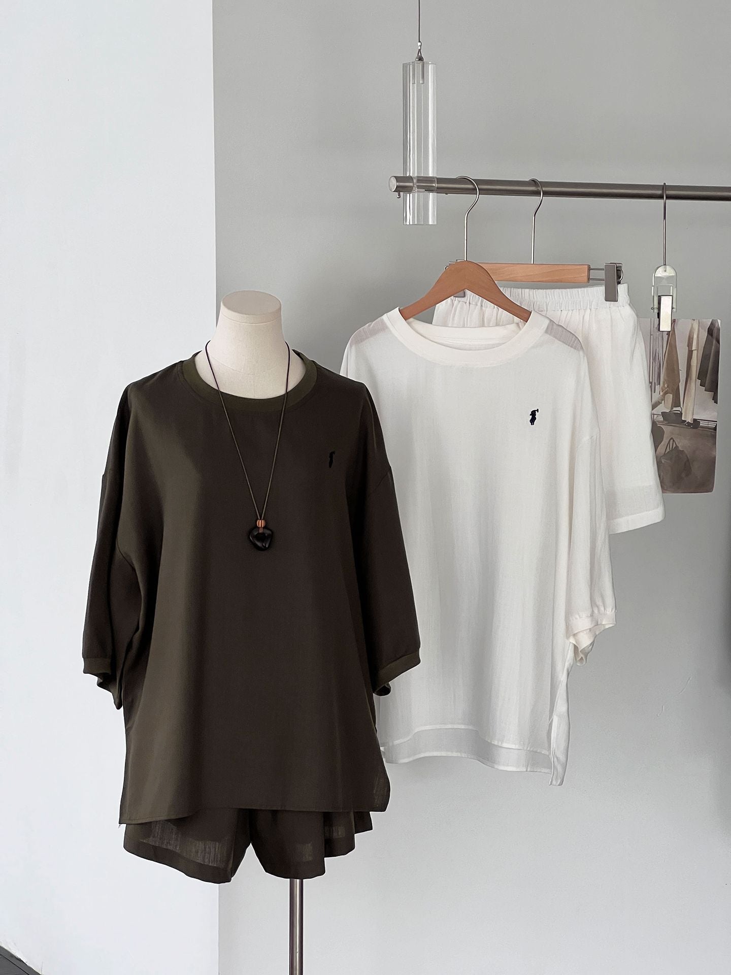 【cimz66173】老錢風休閒穿搭☕小馬刺繡防曬棉麻五分袖上衣+短褲兩件套260612