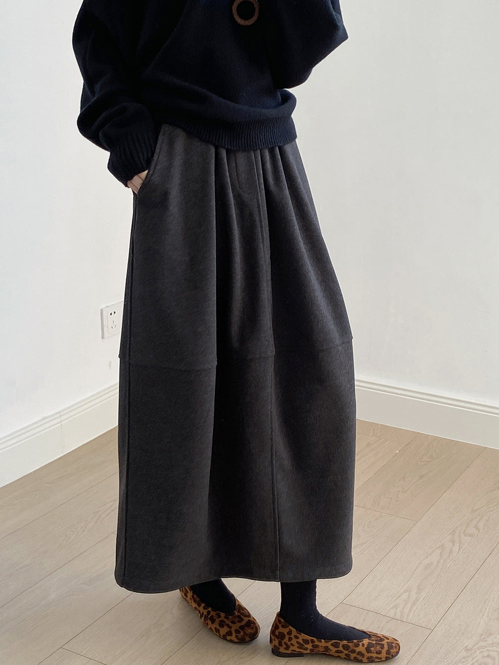 【Y82671】 實拍秋冬氣質花苞毛呢A字裙251023