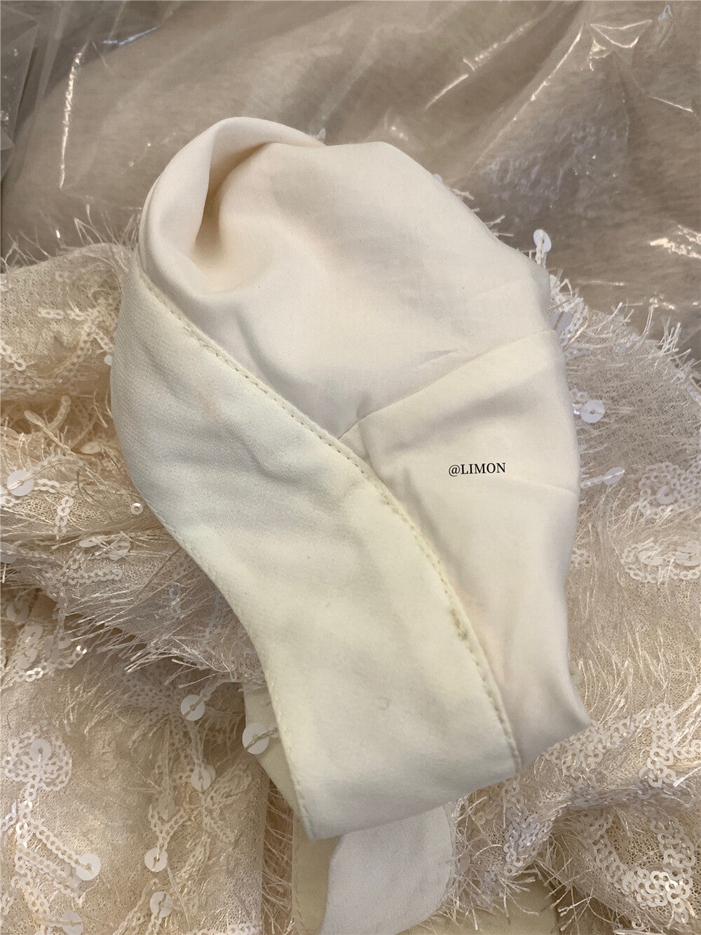 【L1306】實拍2026早春法式重工亮片羽毛蕾絲上衣（有內襯）251229