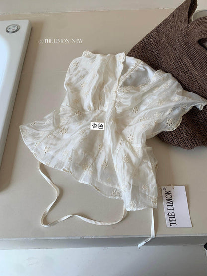 【L10551】時髦法式女伶✨氣質鏤空刺繡顯瘦收腰綁帶V領短袖襯衫260518