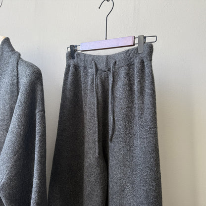 【YP1018】 實拍秋冬高級感慵懶針織開衫＋繫帶＋高腰針織闊腿褲 套裝251023