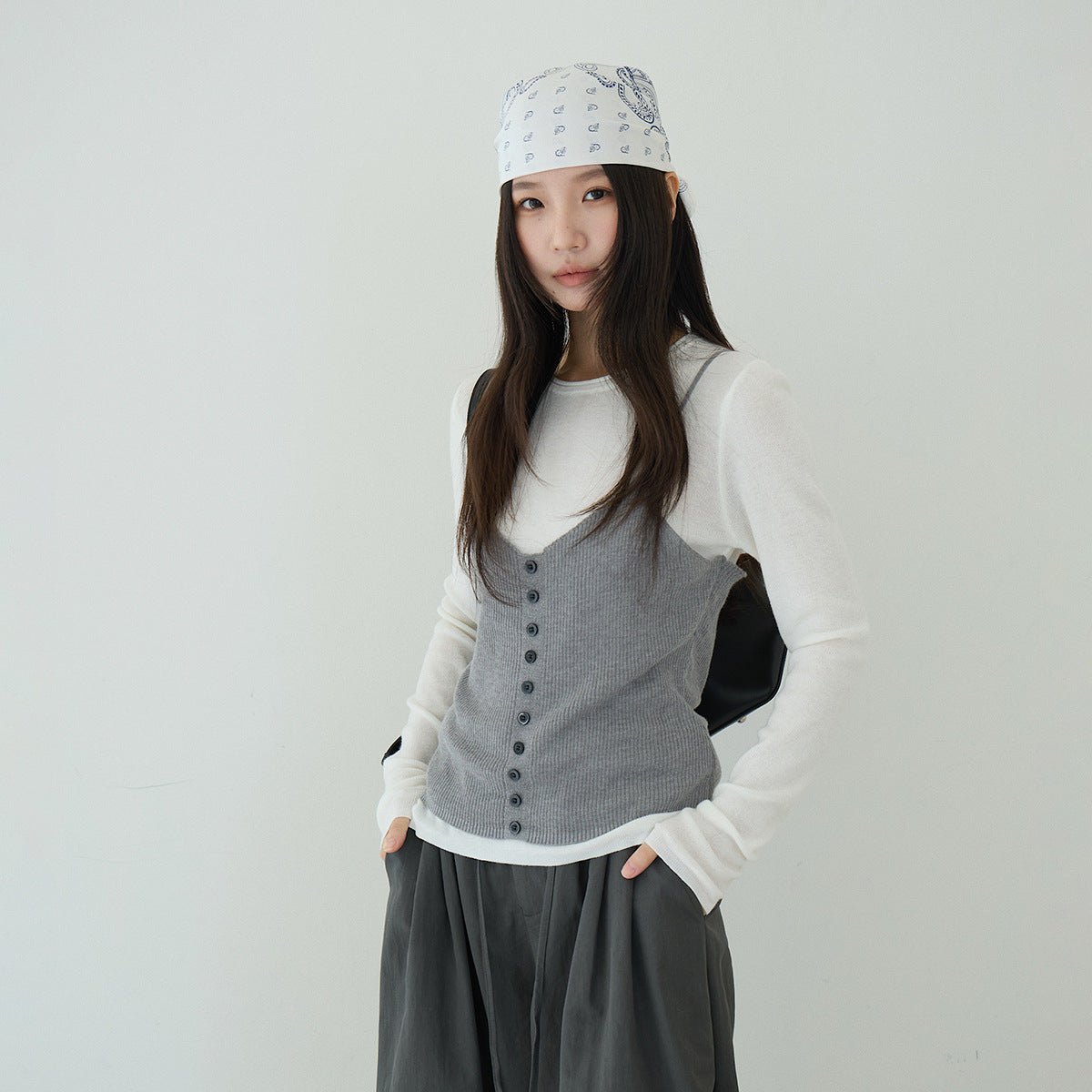 【LD11159】實拍修身顯瘦必備！假2件細肩帶背心+長袖針織衫260309