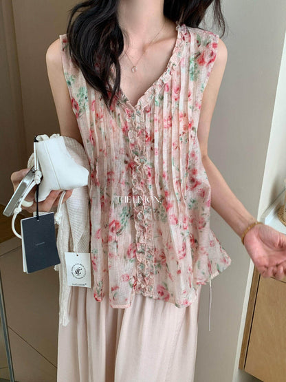 【L10605】法式溫柔浪漫🌹玫瑰暈染印花木耳邊V領無袖背心上衣260511