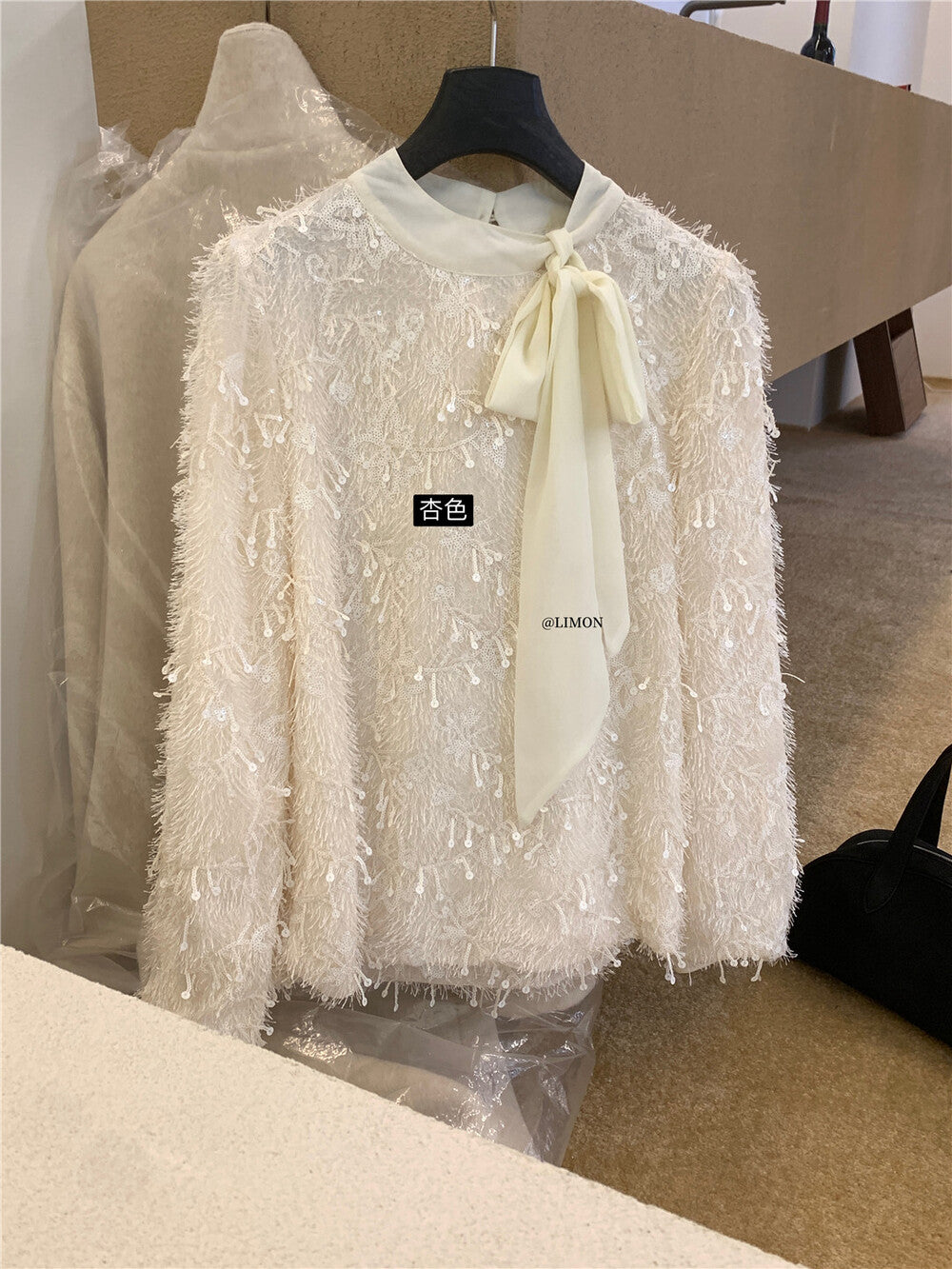 【L1306】實拍2026早春法式重工亮片羽毛蕾絲上衣（有內襯）251229