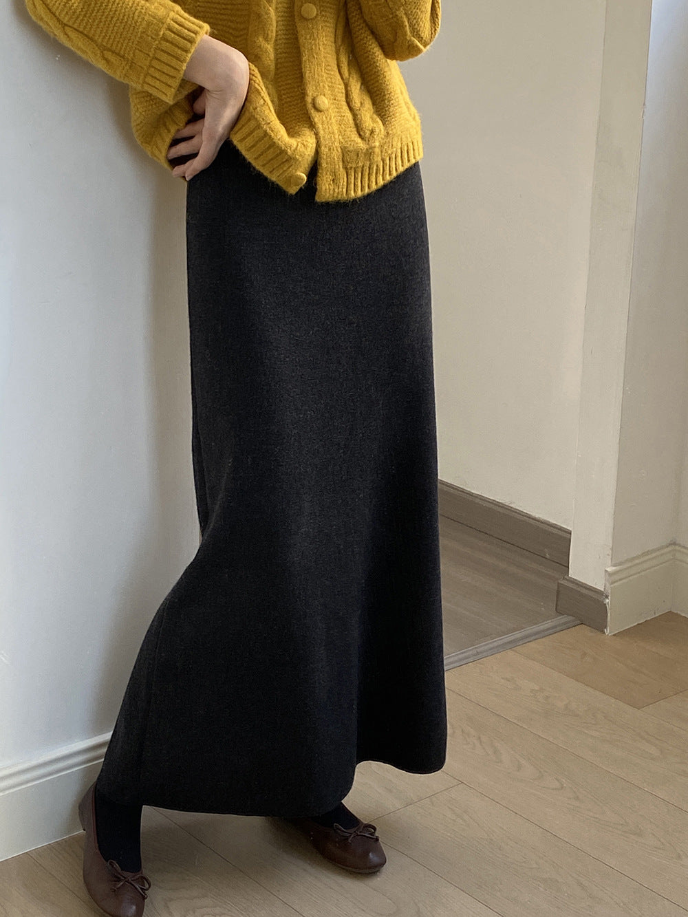 【YP682】 實拍高腰軟糯垂感針織長裙251023