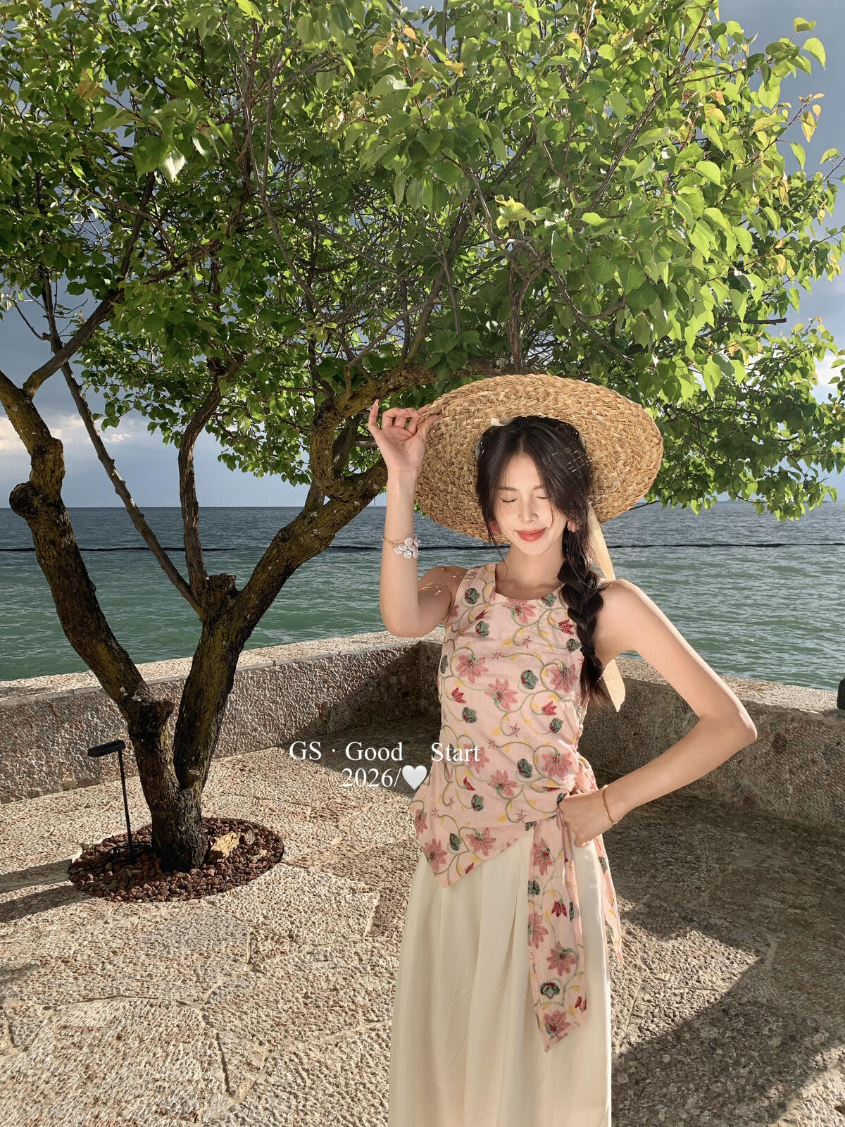 【L818W】甜美初戀少女感✨精緻重工刺繡不規則修身無袖背心260518
