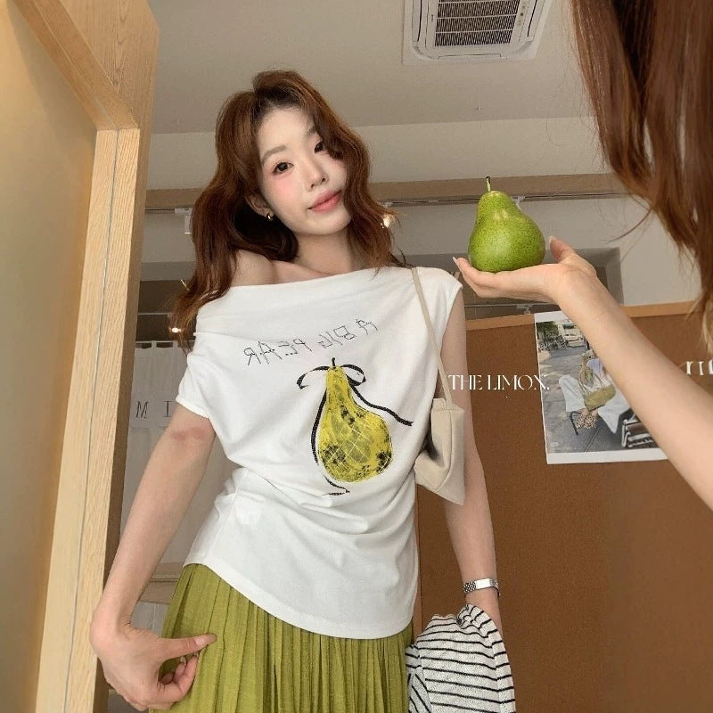 【L10736】韓系甜美純慾風🍓水果字母印花修身透氣斜肩短袖T恤260526
