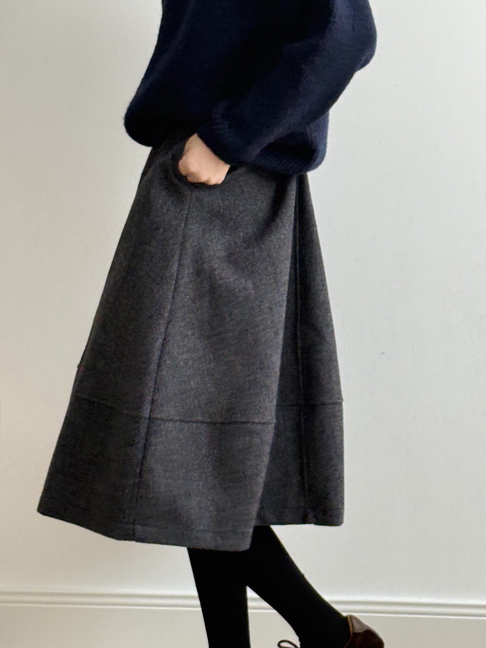 【Y8076】實拍氣質羊毛30%毛呢微花苞傘裙251201