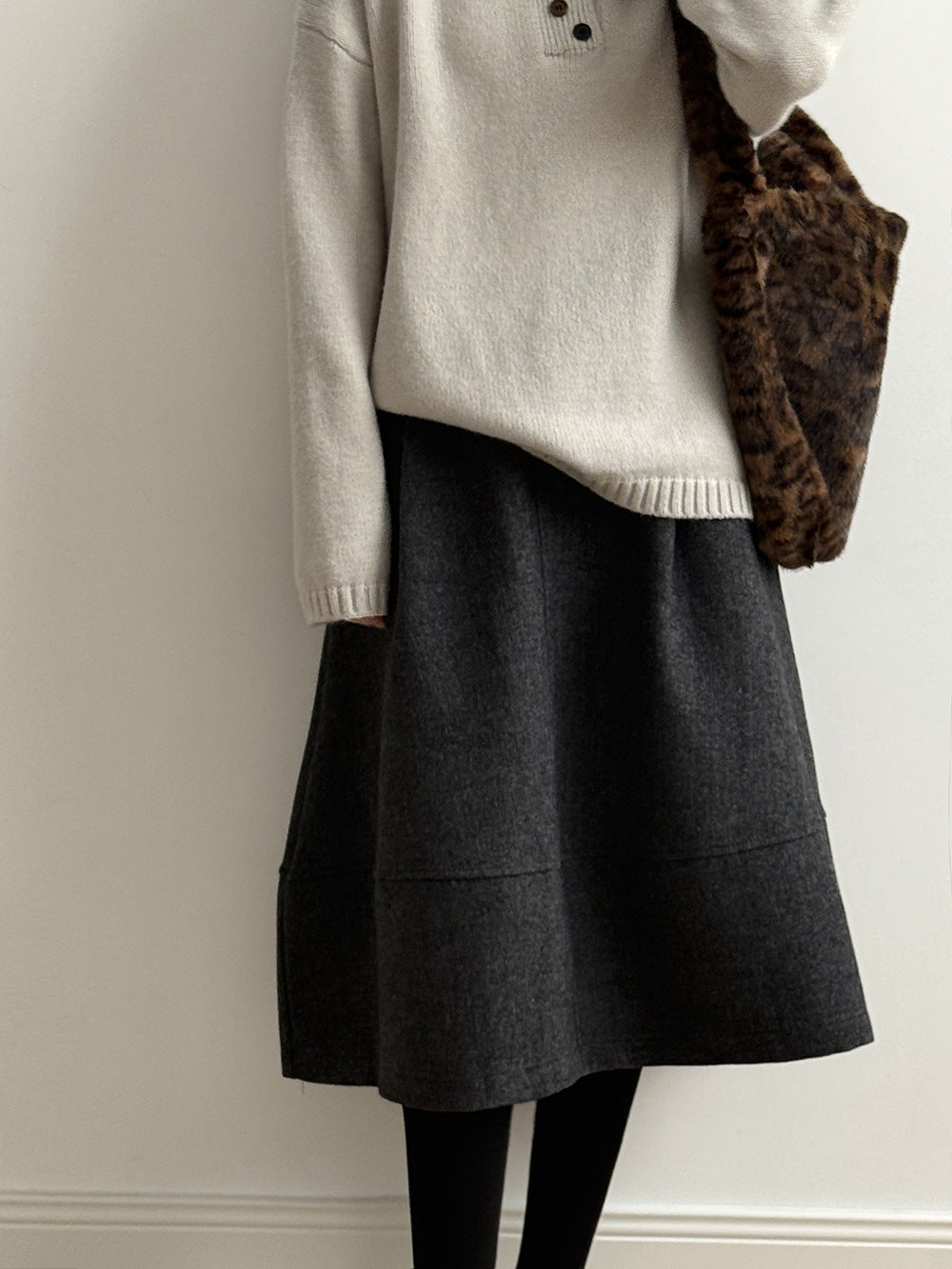 【Y8076】實拍氣質羊毛30%毛呢微花苞傘裙251201