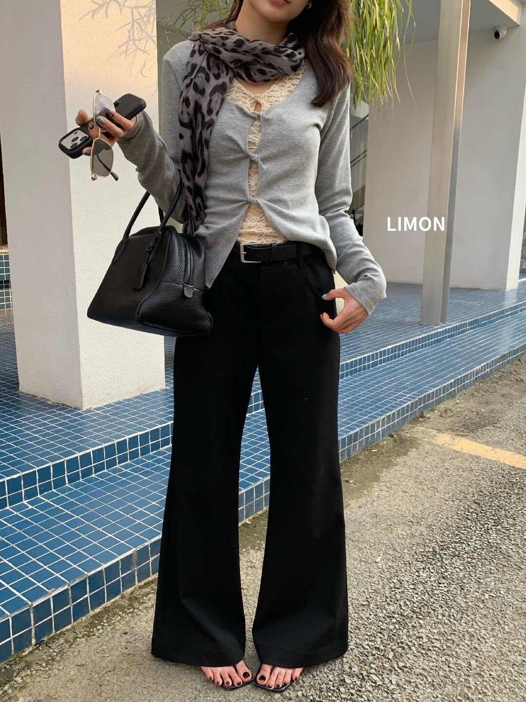 【L11118】檸檬家極簡通勤・顯瘦微喇叭休閒褲 (附腰帶)260916