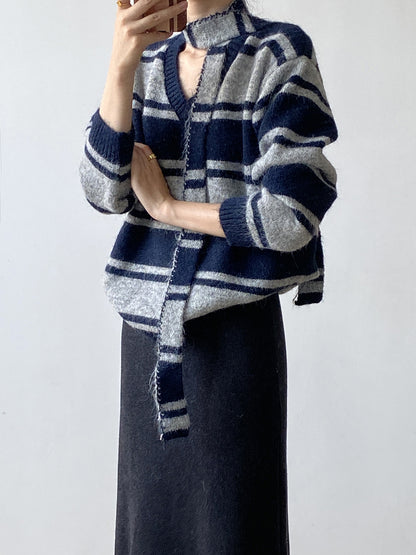 【Y25109】 實拍慵懶條紋V領毛衣＋圍巾(含羊毛3%) 251023