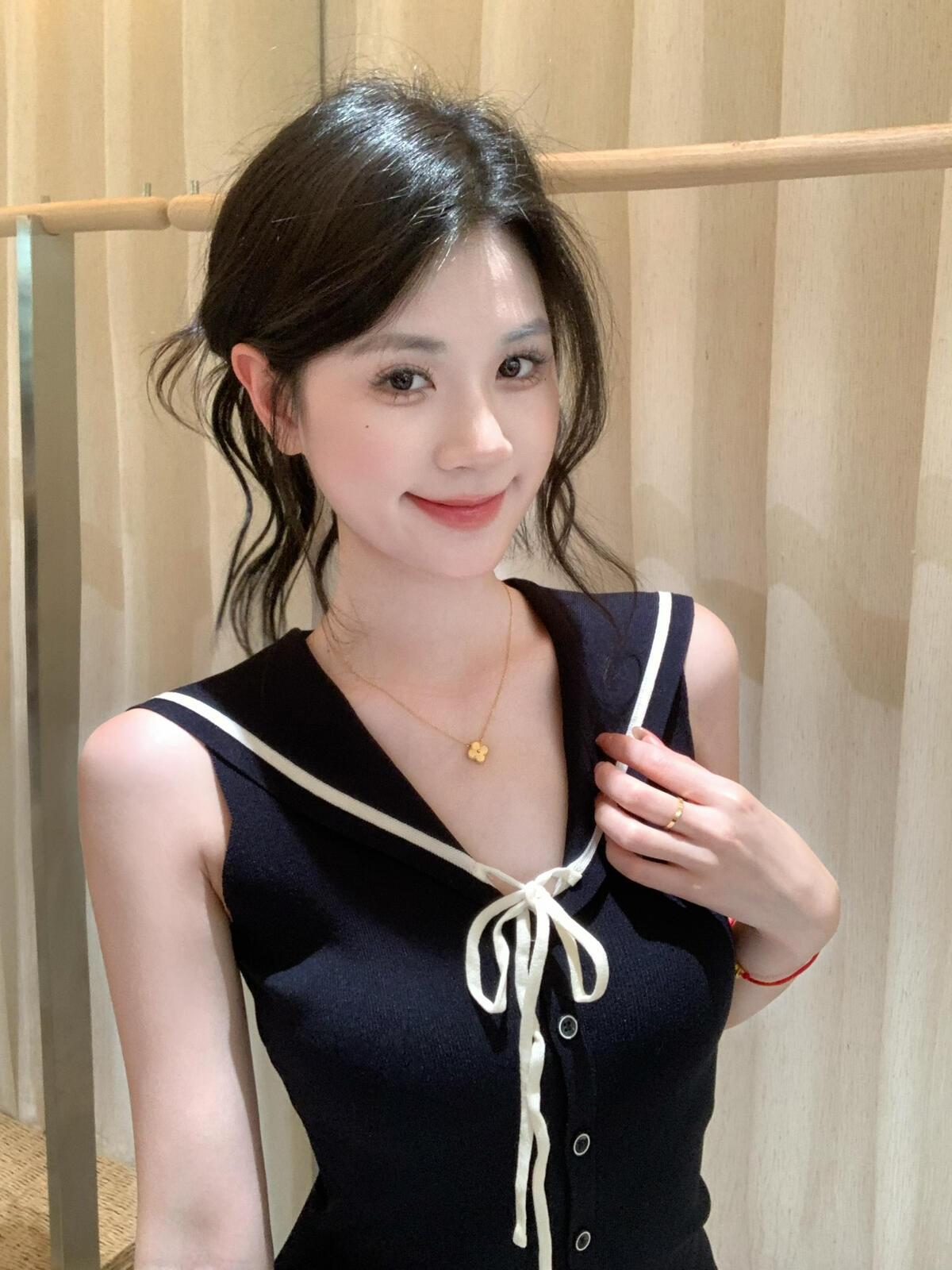 【L16215】法式復古海軍風⚓撞色百搭綁帶海軍領無袖針織上衣260526