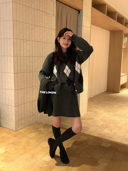 【L6880】實拍檸檬秋冬菱格針織開衫+圓領背心+針織裙251117